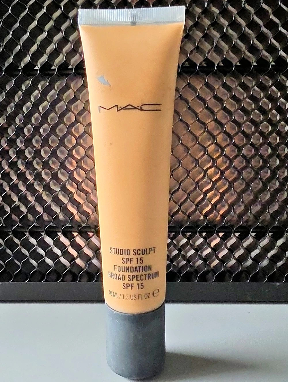 MAC Studio Sculpt NC30 SPF 15 Foundation SPF 15 Foundation